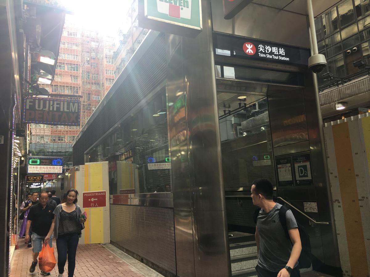 Just Inn On Nathan Road Hong Kong Bagian luar foto